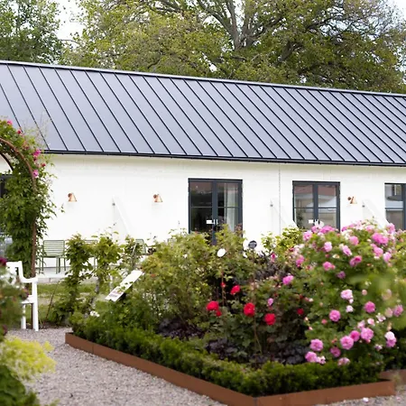 Graensoe Slott Hotel & Spa Västervik Exterior photo